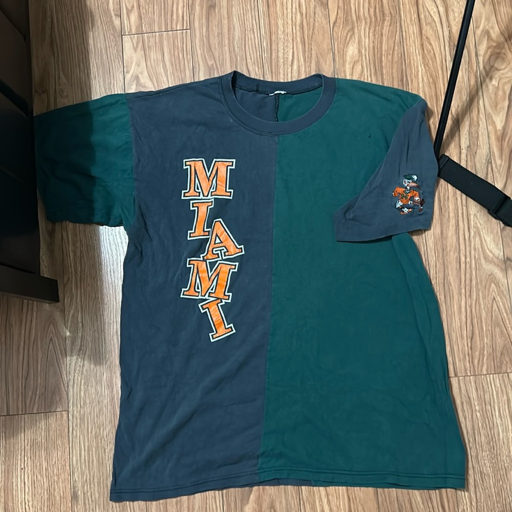 Miami dark blue green, orange white short sleeve